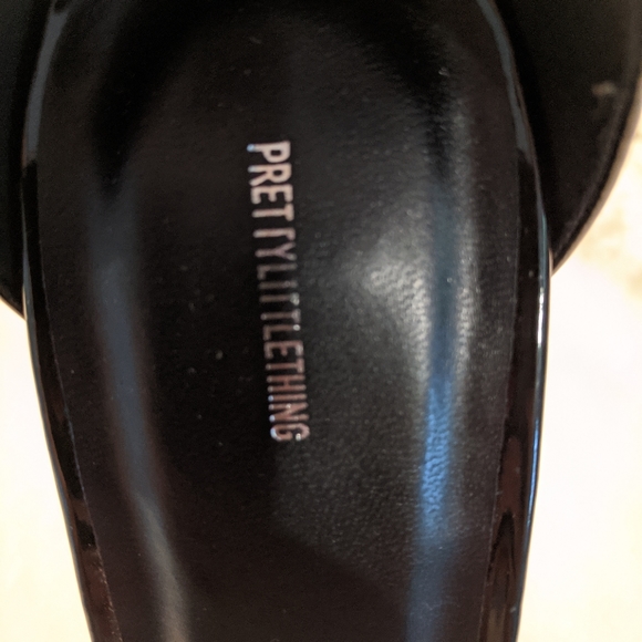 New PRETTY LITTLE THING Patent Heels, Sz 6 - Picture 5 of 9